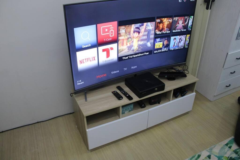 Huge A2J Executive Luxury 1Br Suite Near Abs Cbn, Gma Manila Ngoại thất bức ảnh