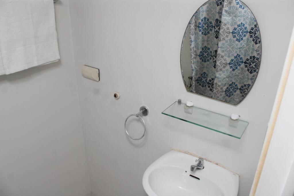 Huge A2J Executive Luxury 1Br Suite Near Abs Cbn, Gma Manila Ngoại thất bức ảnh