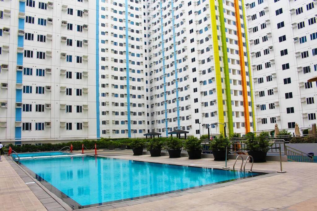 Huge A2J Executive Luxury 1Br Suite Near Abs Cbn, Gma Manila Ngoại thất bức ảnh