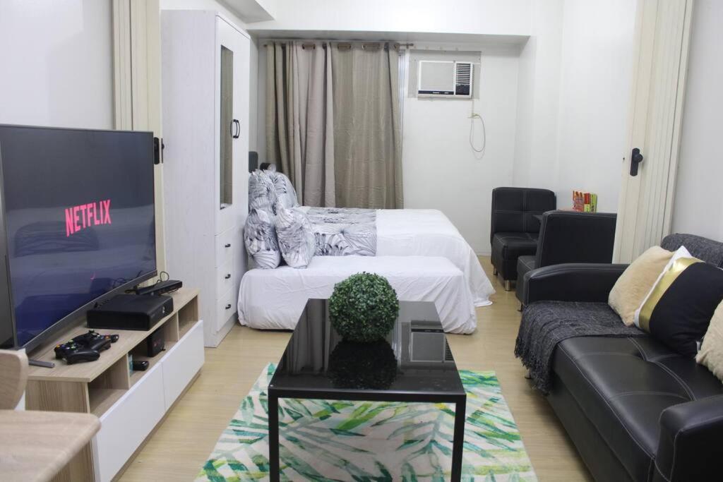 Huge A2J Executive Luxury 1Br Suite Near Abs Cbn, Gma Manila Ngoại thất bức ảnh